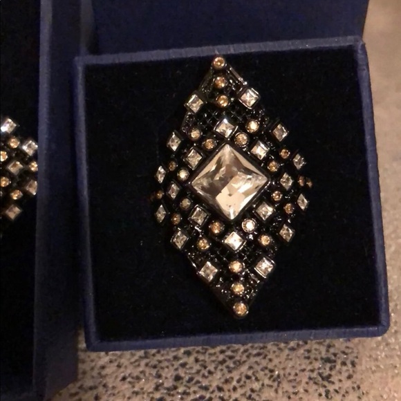 Swarovski Jewelry - Swarovski sienna ring